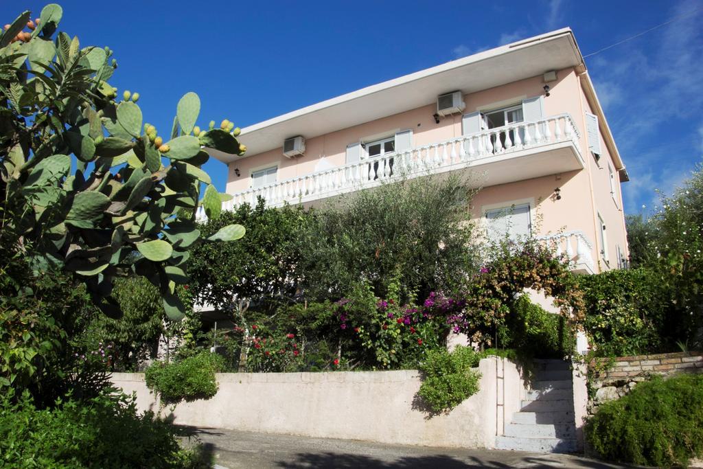 Apostolos & Eleni Family Apartments Pérama Exterior foto